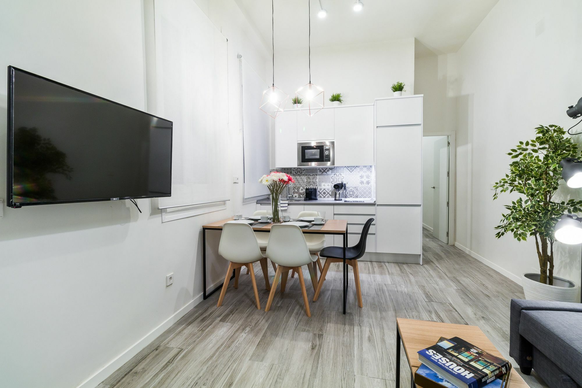 Pyr Select La Latina II Apartment Madrid Exterior photo